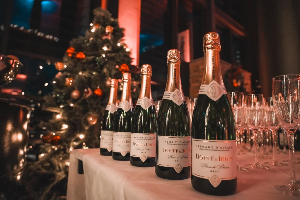 Champagne bottles and glasses at a julebord celebration at Norefjell Ski & Spa.